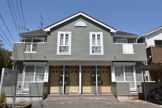 ��ʌ��@�c�s����Q���ڂ̃A�p�[�g�̃G���g�����X