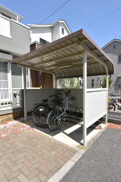 ��ʌ��@�c�s����Q���ڂ̃A�p�[�g�̂��̑�