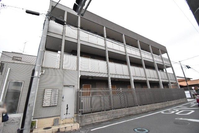 ��ʌ��������܎s�k����i���Q����1162-1�̃A�p�[�g�̌����O��