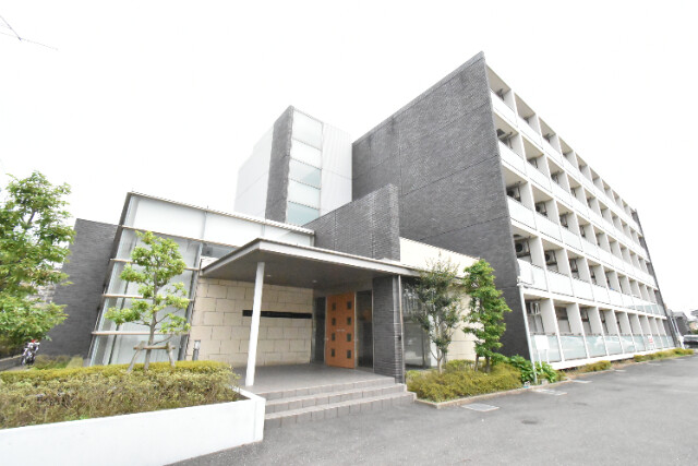 ��ʌ������s�����S����2-21�̃}���V�����̌����O��