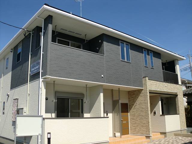 ��ʌ��@�c�s�@�c�Q����83�̃A�p�[�g�̌����O��