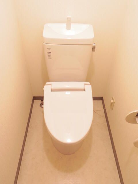 ��ʌ�����s���{���R���ڂ̃}���V�����̃g�C��