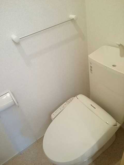 ��ʌ��@�c�s�@�c�Q���ڂ̃A�p�[�g�̃g�C��