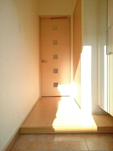 ��ʌ��@�c�s�@�c�Q���ڂ̃A�p�[�g�̌���