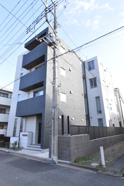 ��ʌ��������܎s��{��{���R����70�̃}���V�����̌����O��