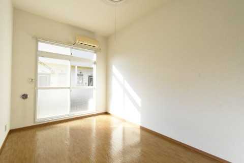 ��ʌ��������܎s������ۃ��蒬�̃A�p�[�g�̋��ԁE���r���O