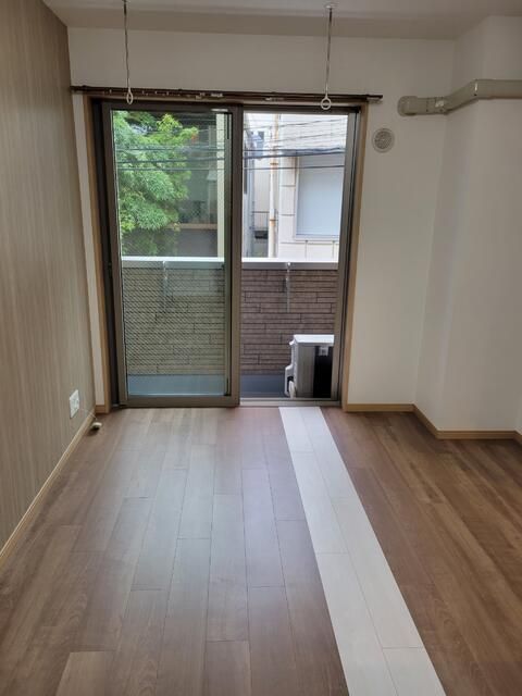 ��ʌ��������܎s��{���咬�R���ڂ̃}���V�����̋��ԁE���r���O