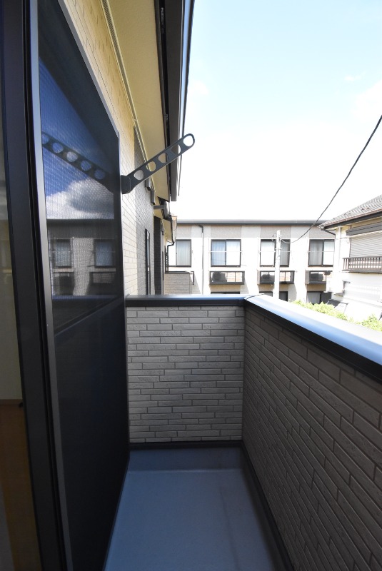 ��ʌ�����s���L�Q���ڂ̃A�p�[�g�̃o���R�j�[