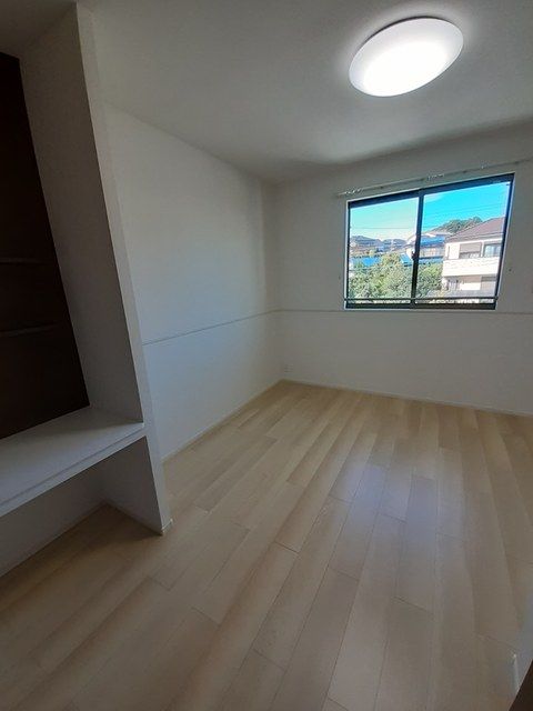 ��ʌ�����s�˒˓�P���ڂ̃A�p�[�g�̂��̑������E�X�y�[�X