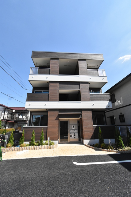 ��ʌ��������܎s����厚�w��̃A�p�[�g�̌����O��