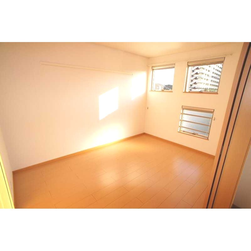 ��ʌ�����s�厚���s���̃A�p�[�g�̋��ԁE���r���O