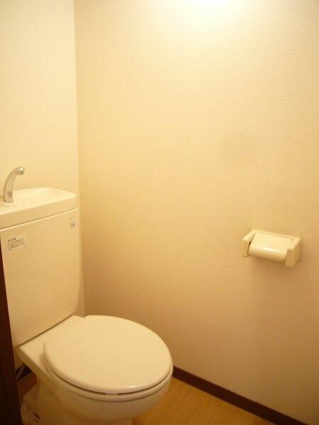 ��ʌ��������܎s���撆���P���ڂ̃A�p�[�g�̃g�C��