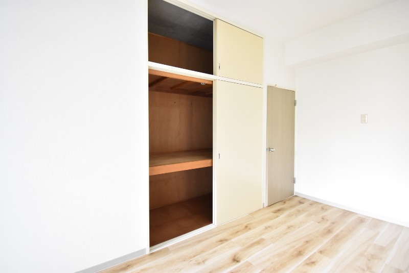 ��ʌ�����s������P���ڂ̃}���V�����̎��[