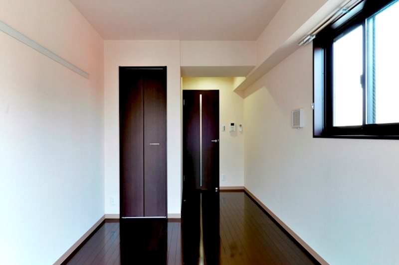 ��ʌ��������܎s�Y�a���ՂX���ڂ̃}���V�����̋��ԁE���r���O