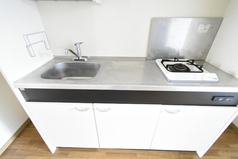 ��ʌ��������܎s����厚�y���̃A�p�[�g�̃L�b�`��