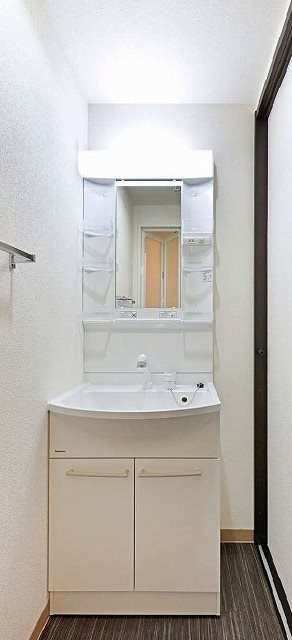 ��ʌ��������܎s�Y�a���ՂX���ڂ̃}���V�����̐��ʏ�