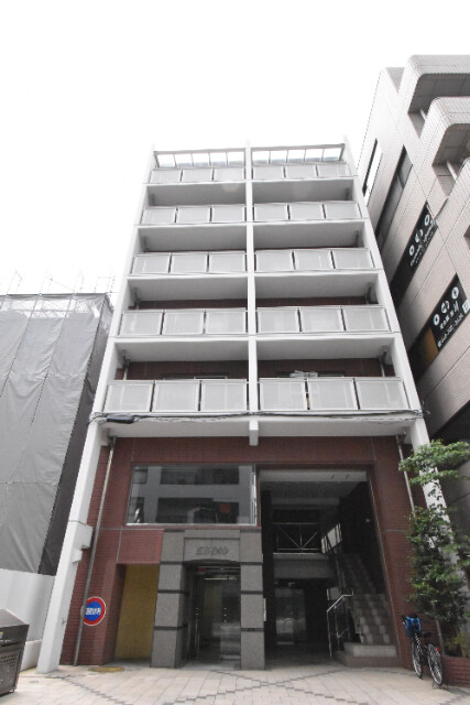 ��ʌ��������܎s��{�撇���Q���ڂ̃}���V�����̌����O��