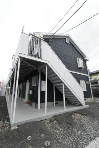 ��ʌ�����s�ܔԒ�6-9�̃A�p�[�g�̌����O��