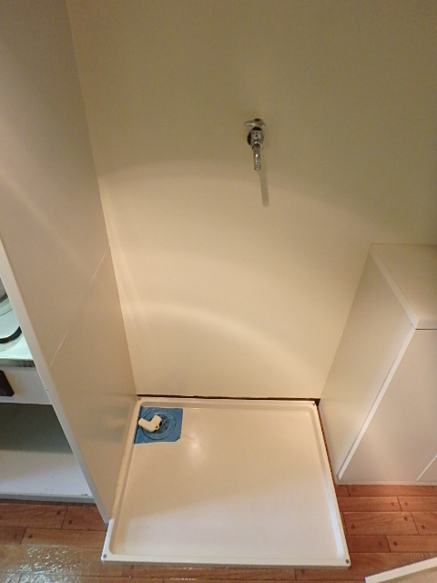 ��ʌ�����s�厚�����̃A�p�[�g�̂��̑��ݔ�