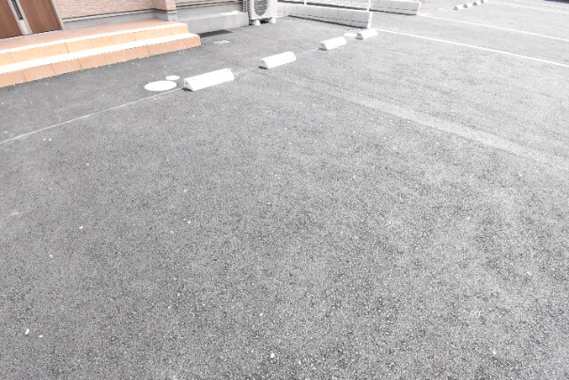 ��ʌ�����s������T���ڂ̈�ˌ��Ă̒��ԏ�