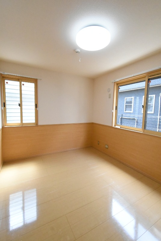 ��ʌ��������܎s����厚���V�n�̃A�p�[�g�̂��̑������E�X�y�[�X