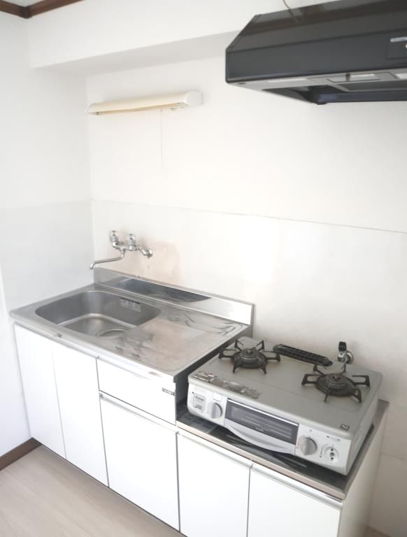 ��ʌ��t�����s�����P���ڂ̃}���V�����̃L�b�`��