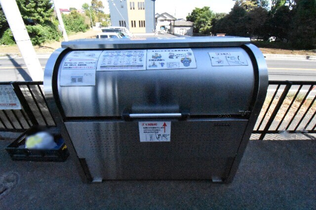 ��ʌ��@�c�s���m�؂S���ڂ̃A�p�[�g�̂��̑�