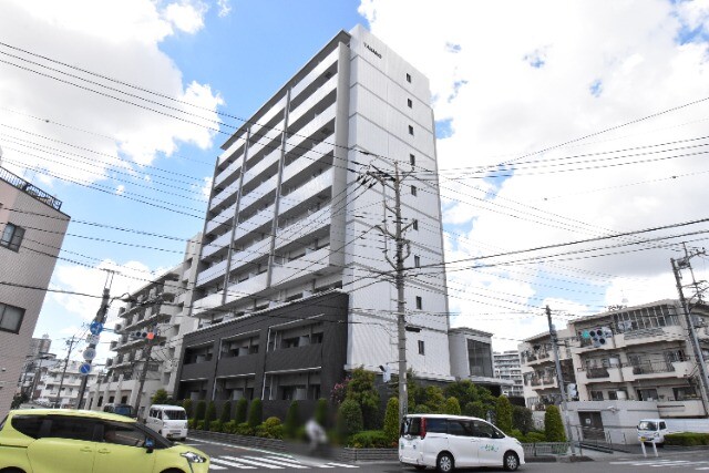 ��ʌ�����s���L�P����1-15�̃}���V�����̌����O��