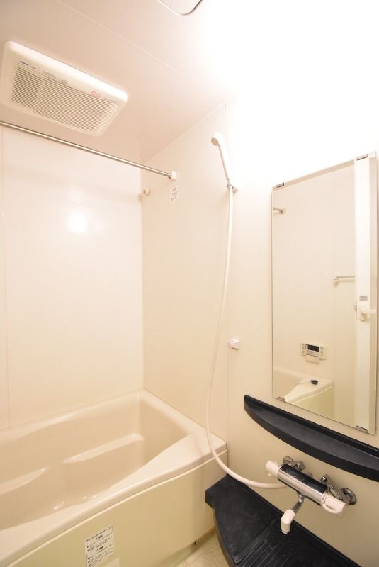 ��ʌ�����s���L�P���ڂ̃}���V�����̃o�X