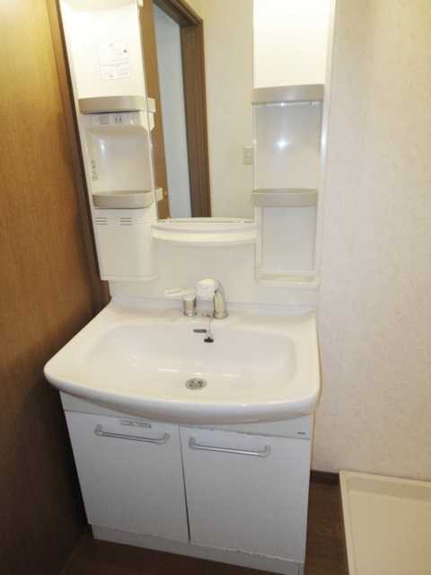 ��ʌ��������܎s������ۃ��蒬�̃A�p�[�g�̐��ʏ�