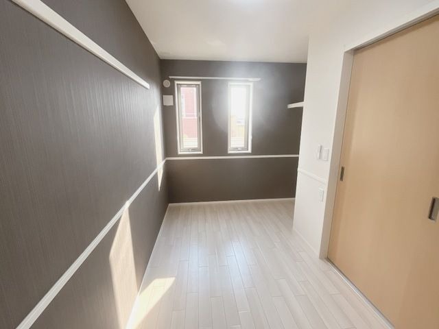 ��ʌ��������܎s����厚�����y�̃A�p�[�g�̂��̑�