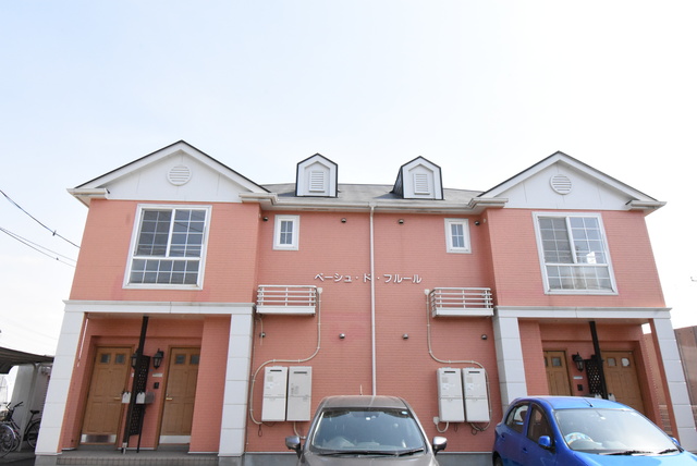 ��ʌ��������܎s����厚�y���̃A�p�[�g�̌����O��