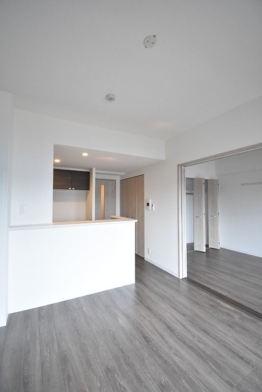 ��ʌ��������܎s��{��听���R���ڂ̃}���V�����̋��ԁE���r���O