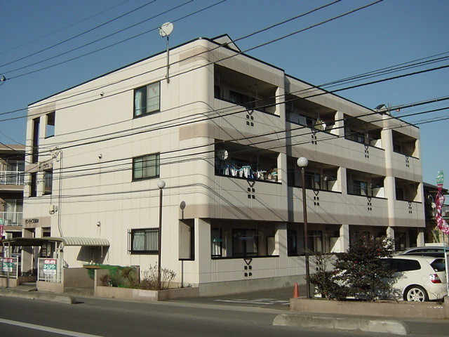 ��ʌ�����s���s���R���ڂ̃}���V�����̃G���g�����X