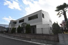 ��ʌ��@�c�s�n���T����446�̃}���V�����̌����O��