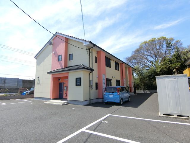 ��ʌ������s�V�����X����13-10�̃A�p�[�g�̌����O��