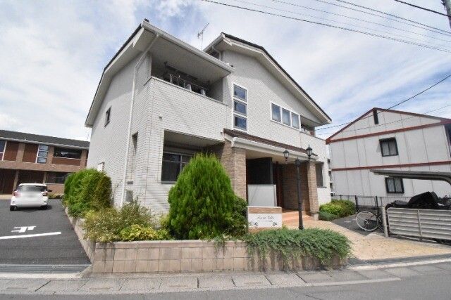 ��ʌ��������܎s������~����T����4-27�̃A�p�[�g�̌����O��