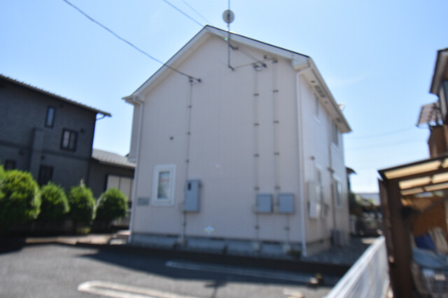 ��ʌ������s���T����9-14�̃A�p�[�g�̌����O��