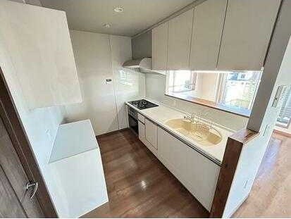 ��ʌ��������܎s�Y�a��ݒ��U���ڂ̃}���V�����̃L�b�`��