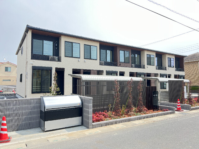 ��ʌ��z�J�s���C�N�^�E���Q���ڂ̃A�p�[�g�̌����O��