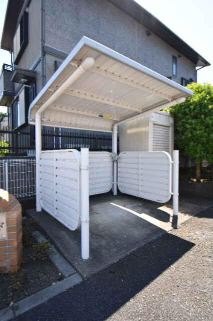 ��ʌ������s���T���ڂ̃A�p�[�g�̂��̑�