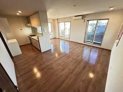 ��ʌ��������܎s�Y�a��ݒ��U���ڂ̃}���V�����̋����E���r���O