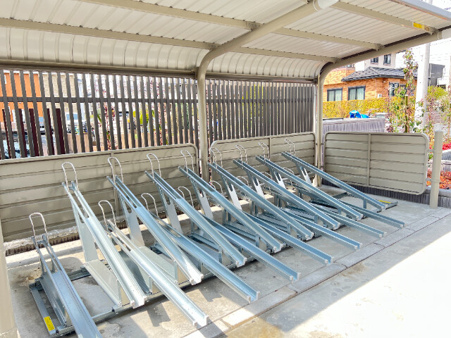 ��ʌ��z�J�s���C�N�^�E���Q���ڂ̃A�p�[�g�̂��̑�