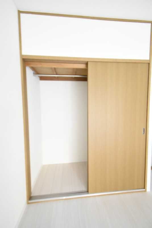 ��ʌ�����s��c�{�̃}���V�����̎��[