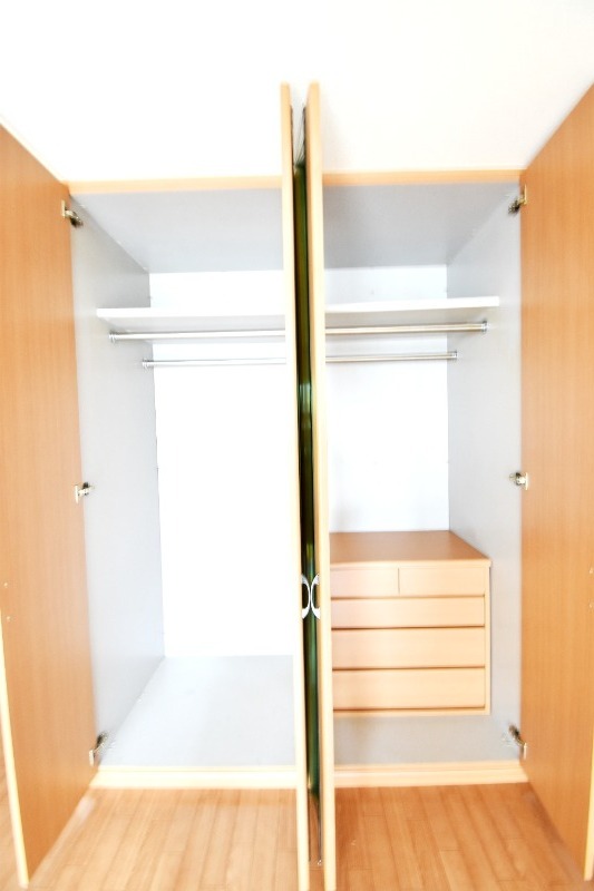 ��ʌ��k�����S�ɓޒ��{���P���ڂ̃}���V�����̎��[