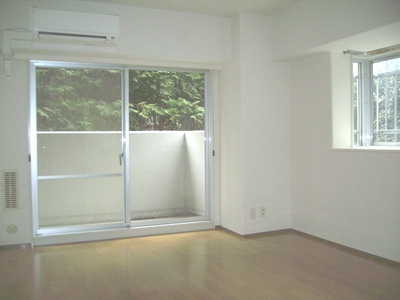 ��ʌ��������܎s�΋擌�Y�a�X���ڂ̃}���V�����̋��ԁE���r���O