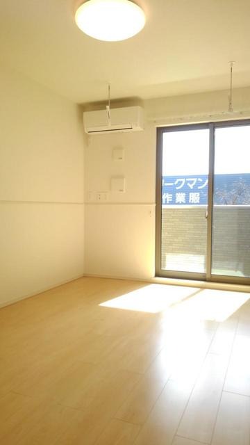 ��ʌ��@�c�s���V�h�T���ڂ̃A�p�[�g�̋��ԁE���r���O