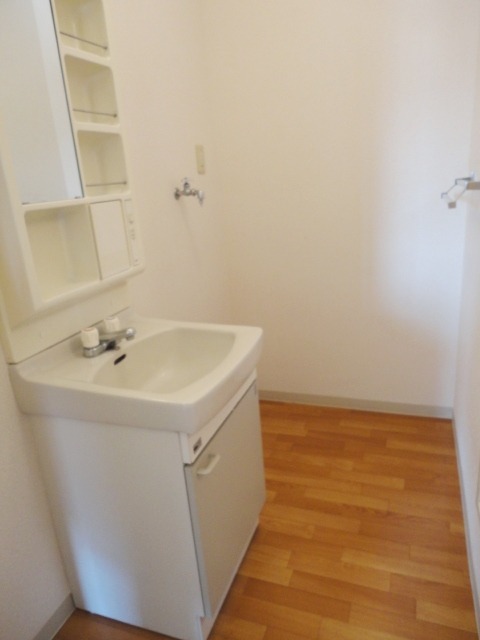 ��ʌ��������܎s������厚����̃A�p�[�g�̐��ʏ�