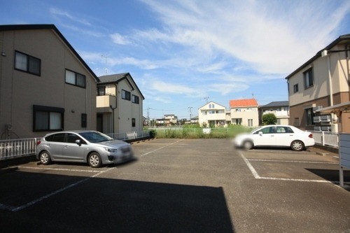 ��ʌ��������܎s������厚����̃A�p�[�g�̒��ԏ�