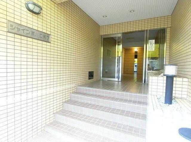 ��ʌ�����s������S���ڂ̃}���V�����̃G���g�����X